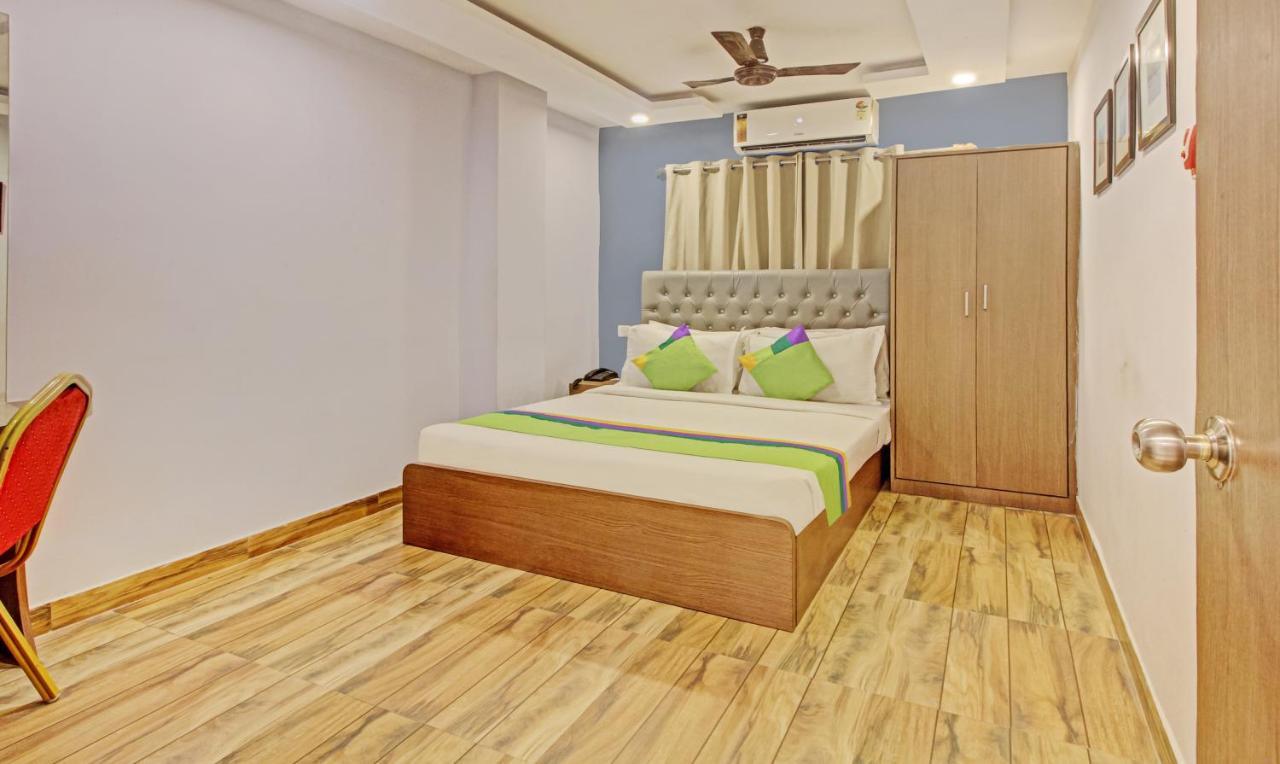 Hotel Royal Crowne Near Kolkata Airport 外观 照片